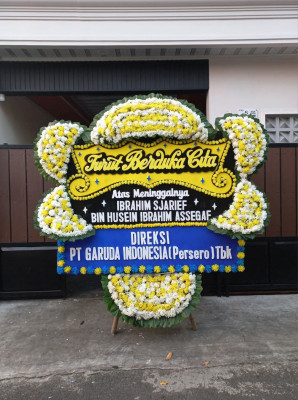 Papan Bunga Duka di Wungu