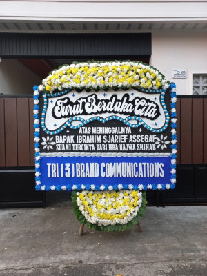 Papan Bunga Duka di Wungu